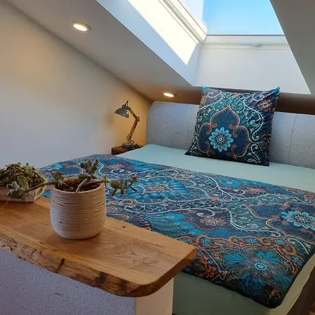 Bonita Del Kaiserstuhl * ساسباخ آم كايزرشتول